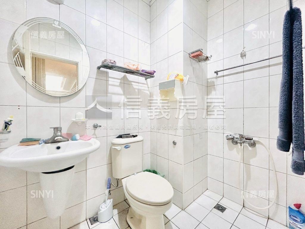 逢甲熊貓大觀園面樹海四房房屋室內格局與周邊環境