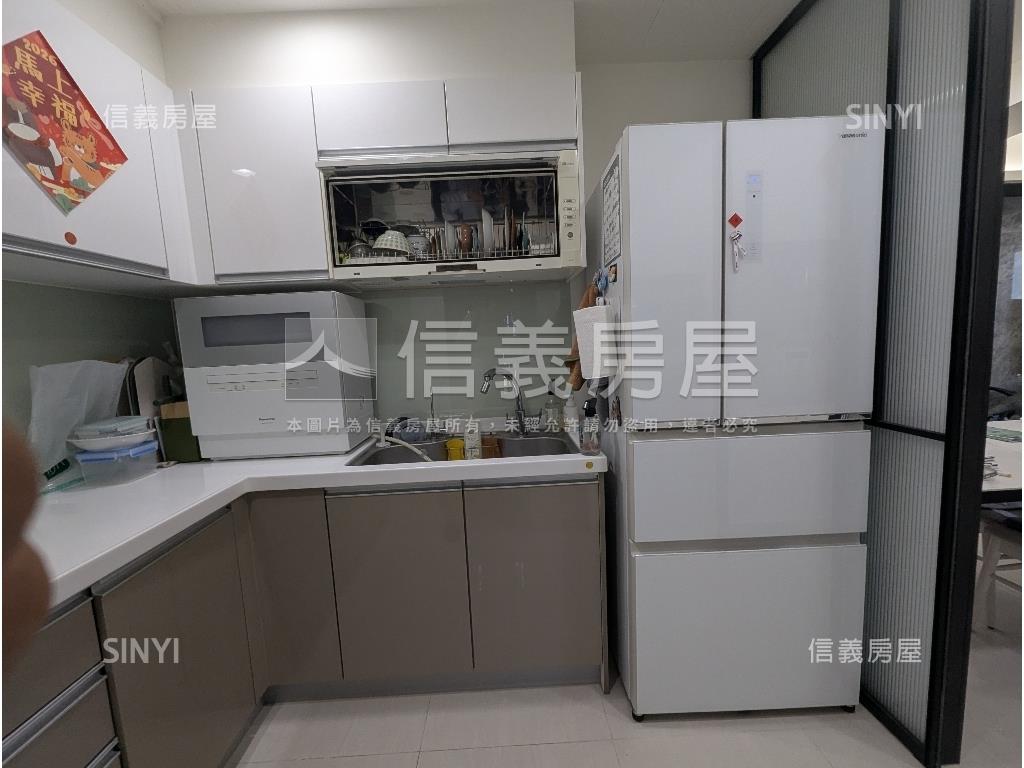 君大院高樓層視野戶房屋室內格局與周邊環境