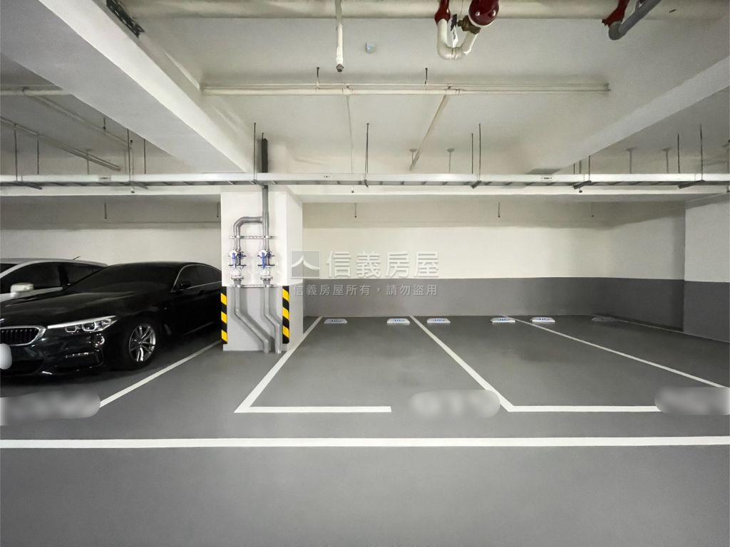 新接中國醫觀河岸三房平車房屋室內格局與周邊環境