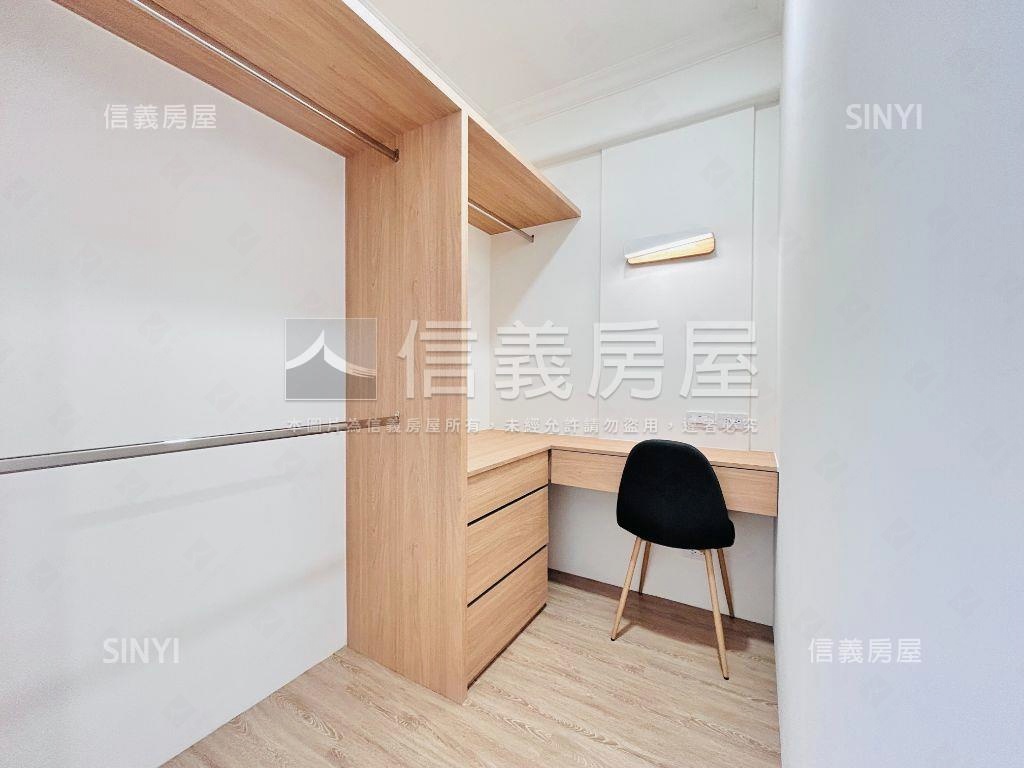 高樓層三房車位房屋室內格局與周邊環境