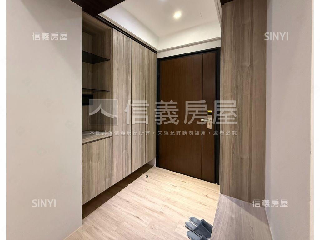 合康雲極高樓美２房加車位房屋室內格局與周邊環境