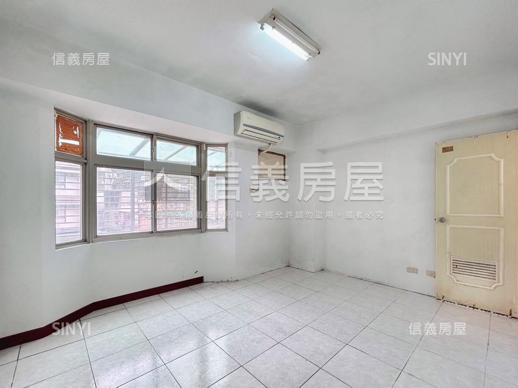 專任！榮耀台北三房房屋室內格局與周邊環境