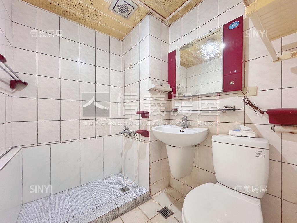 專任！榮耀台北三房房屋室內格局與周邊環境