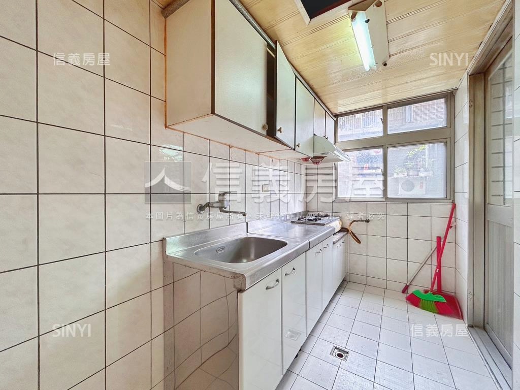 專任！榮耀台北三房房屋室內格局與周邊環境