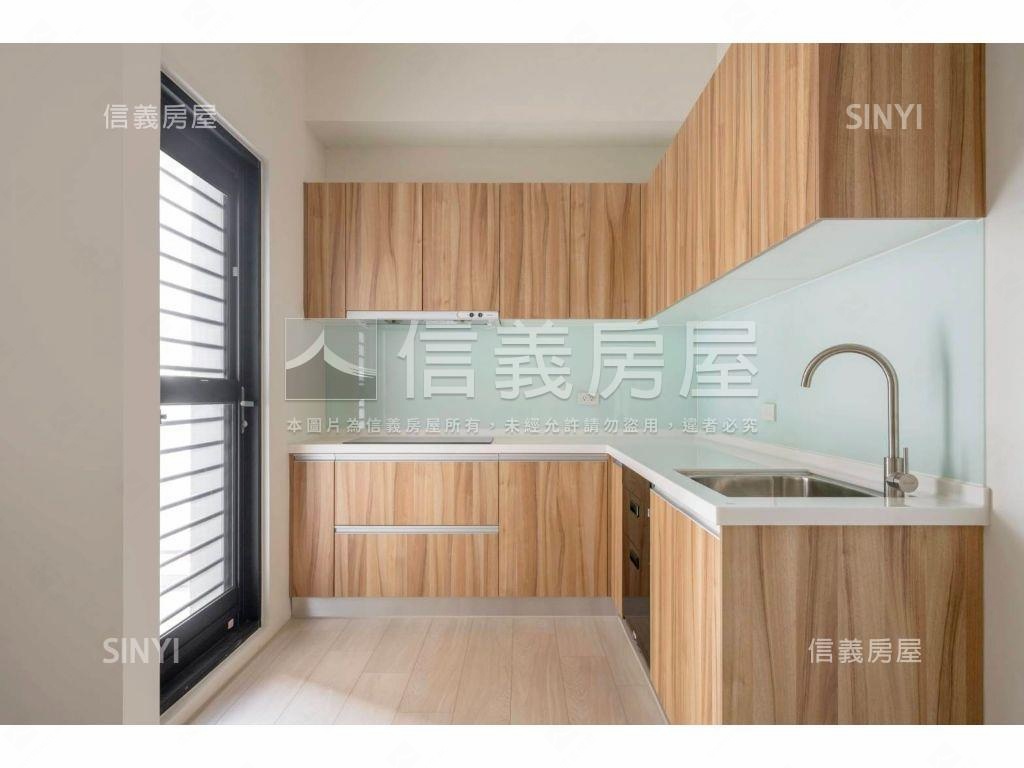 走路到校全新三房平車房屋室內格局與周邊環境
