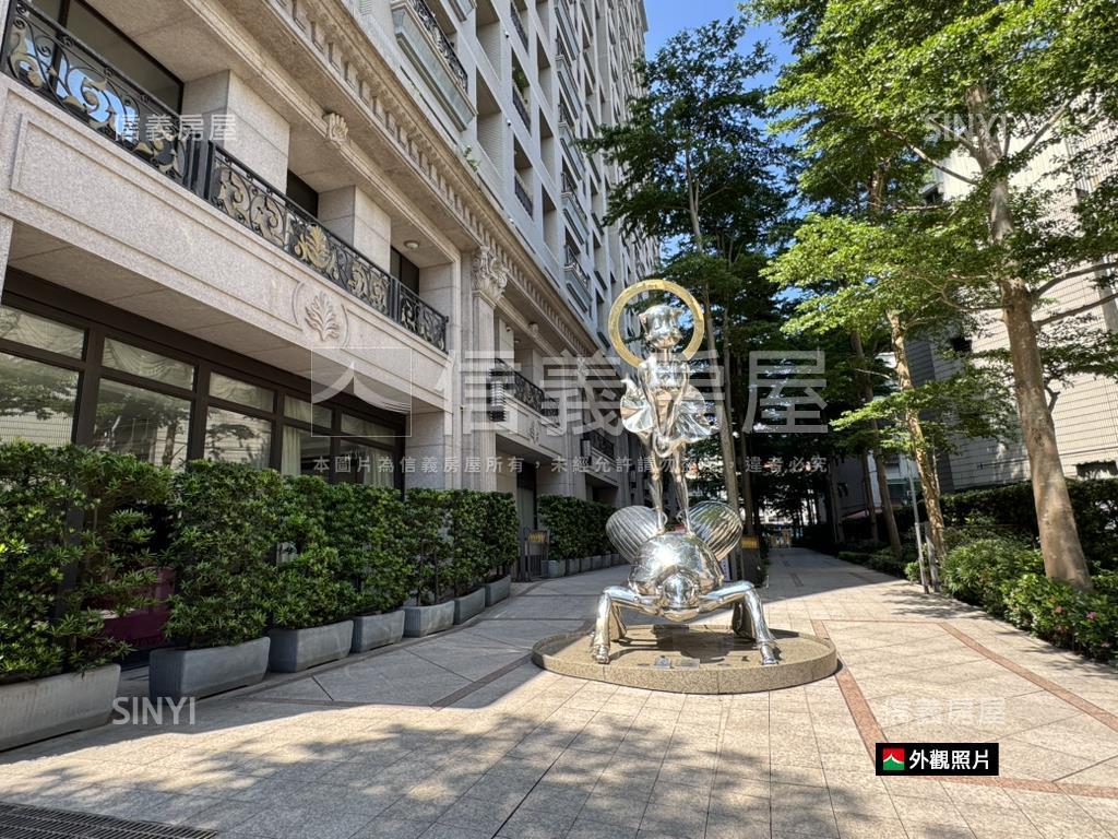 和平世紀麗晶三房車位房屋室內格局與周邊環境