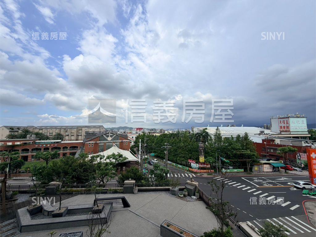 稀有釋出景觀詠綠藝三房車房屋室內格局與周邊環境