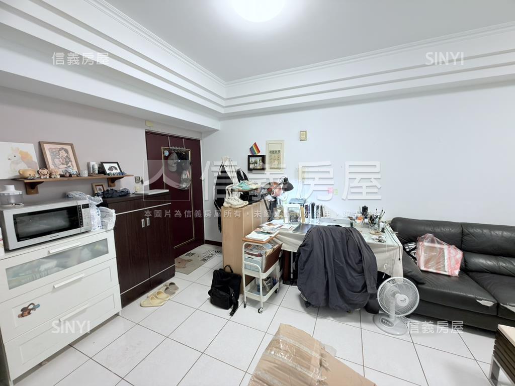 哈佛名第珍稀三房房屋室內格局與周邊環境