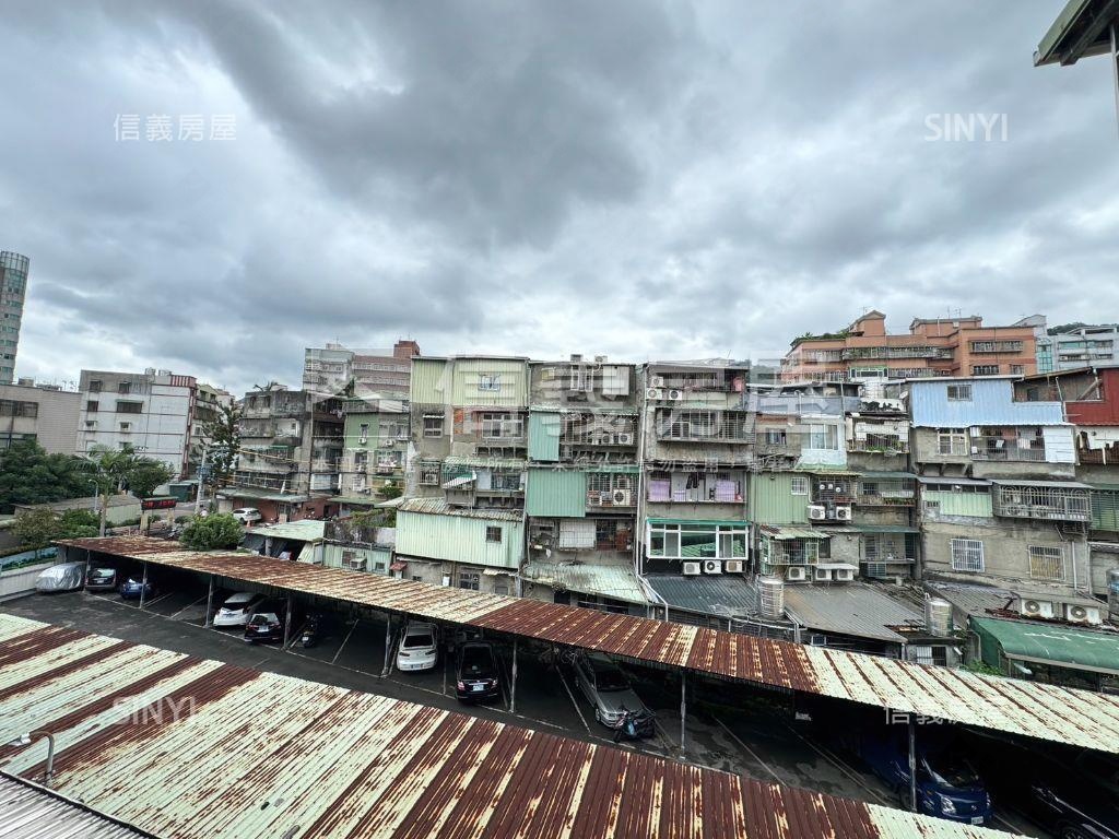 低總價免整理４樓美寓房屋室內格局與周邊環境