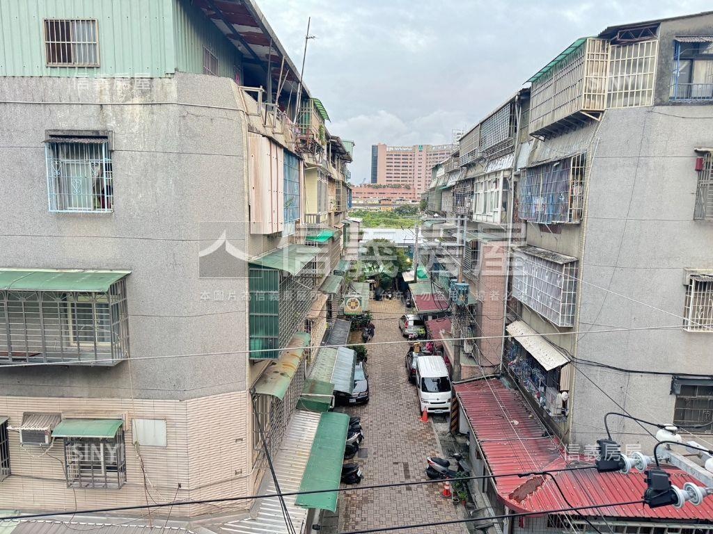 低總價免整理４樓美寓房屋室內格局與周邊環境