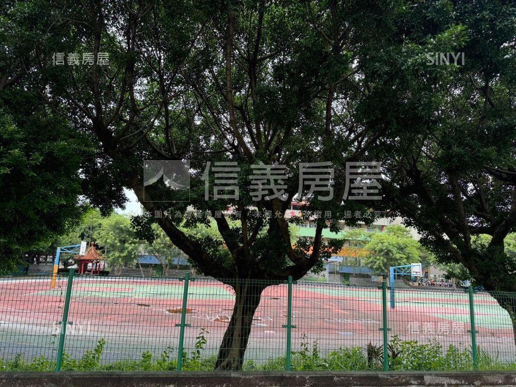 低總價免整理４樓美寓房屋室內格局與周邊環境