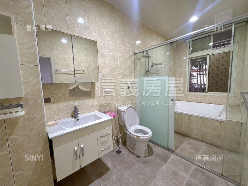 近忠貞市場前後臨路美透天房屋室內格局與周邊環境