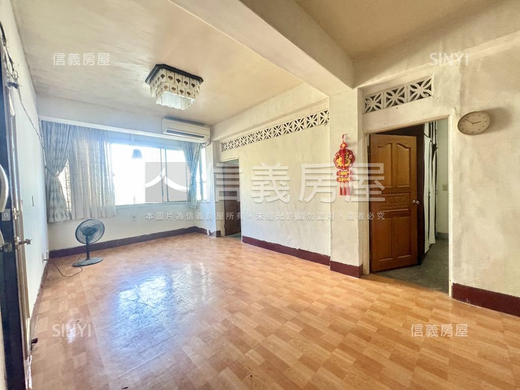 華江文新方正明亮頂加房屋室內格局與周邊環境