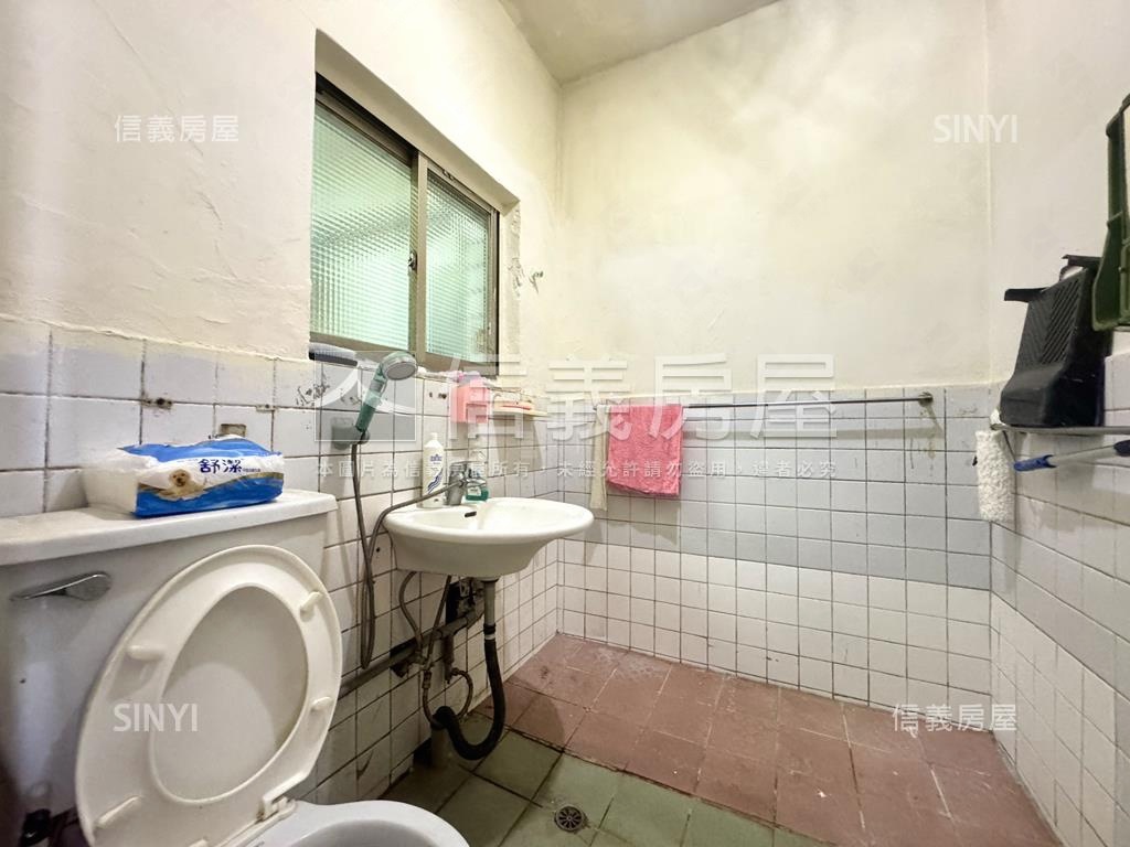 華江文新方正明亮頂加房屋室內格局與周邊環境