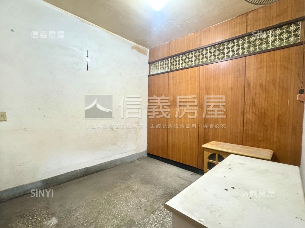 華江文新方正明亮頂加房屋室內格局與周邊環境