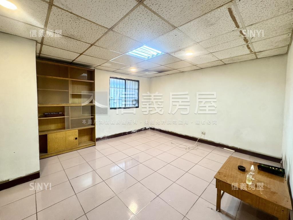 華江文新方正明亮頂加房屋室內格局與周邊環境