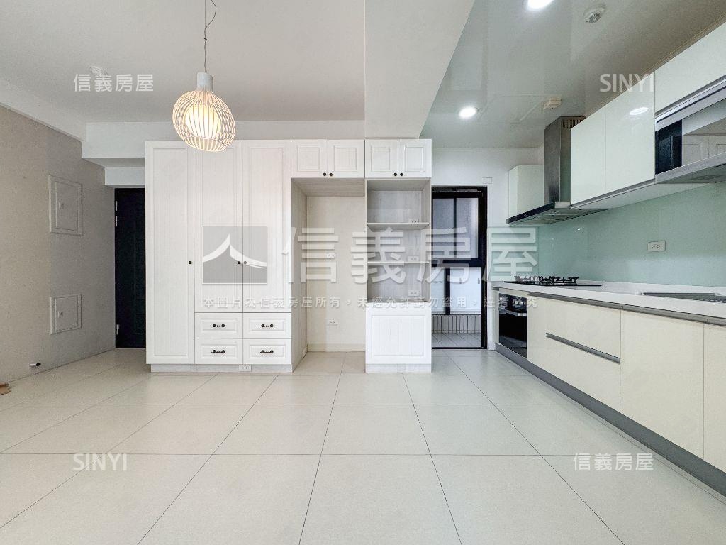 成功學區時上Ｓ採光三房房屋室內格局與周邊環境