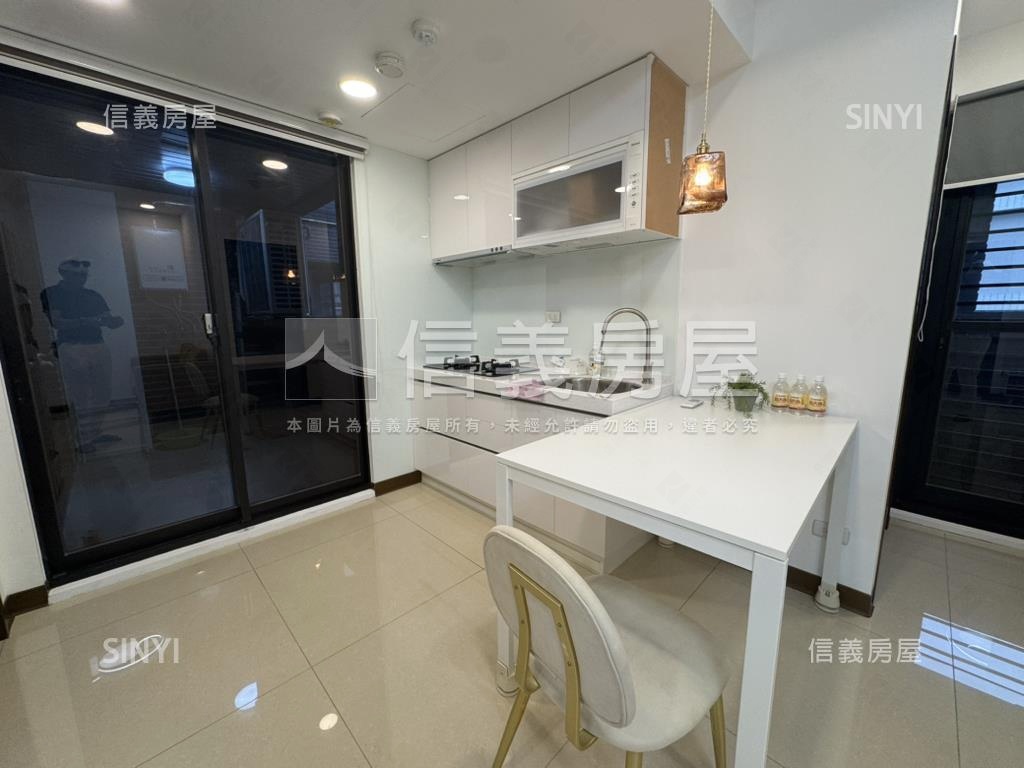 登得峰頂見初心二房房屋室內格局與周邊環境