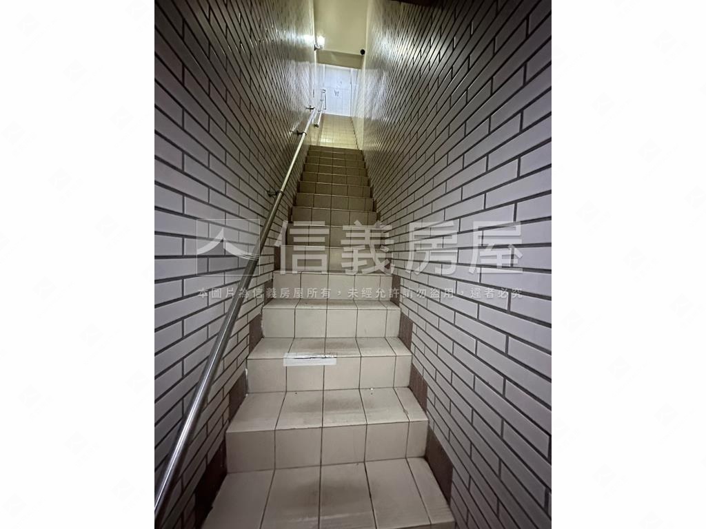 華燈初上條通精品房屋室內格局與周邊環境