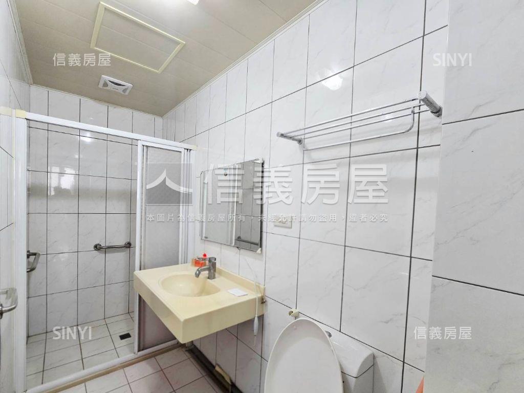 近雙軌車站｜震後臨路透店房屋室內格局與周邊環境