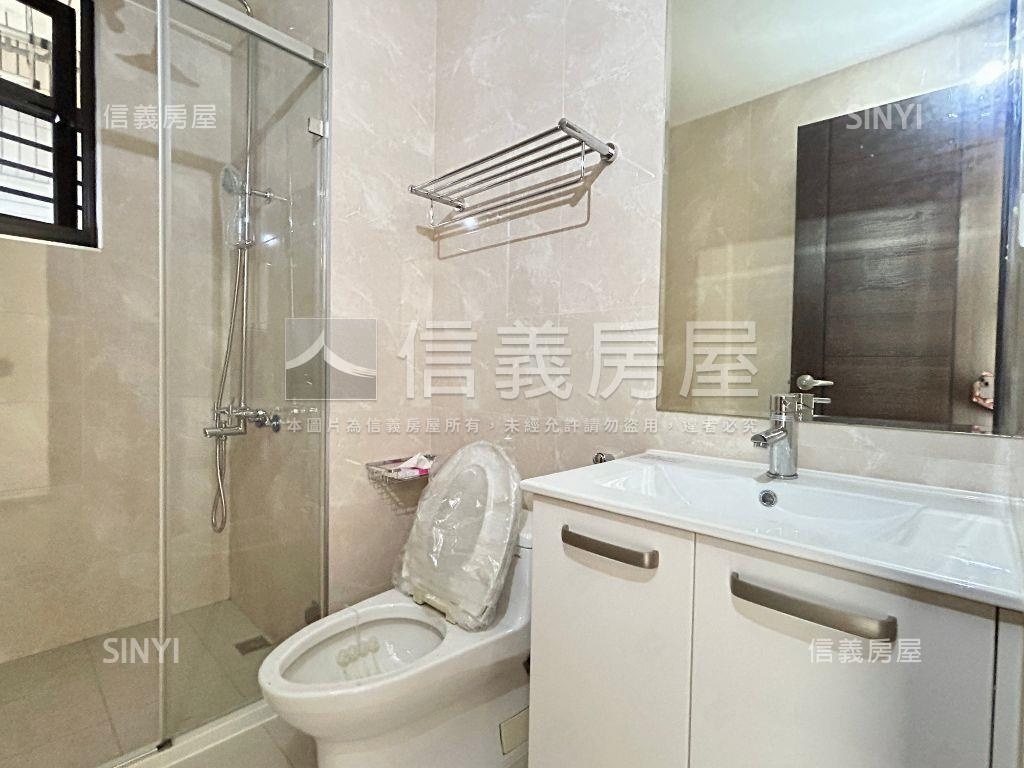 專任東區湖悅三房全新未住房屋室內格局與周邊環境