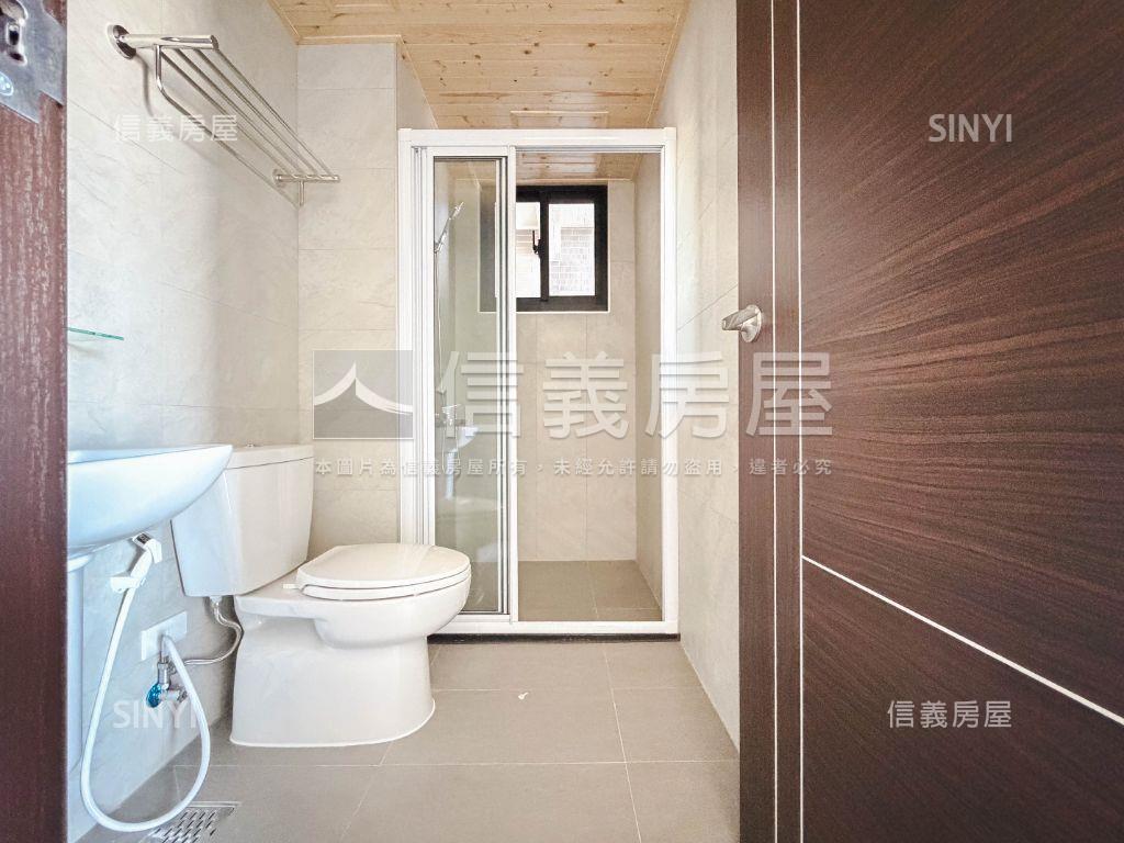 新化聽心苑高樓層兩房平車房屋室內格局與周邊環境