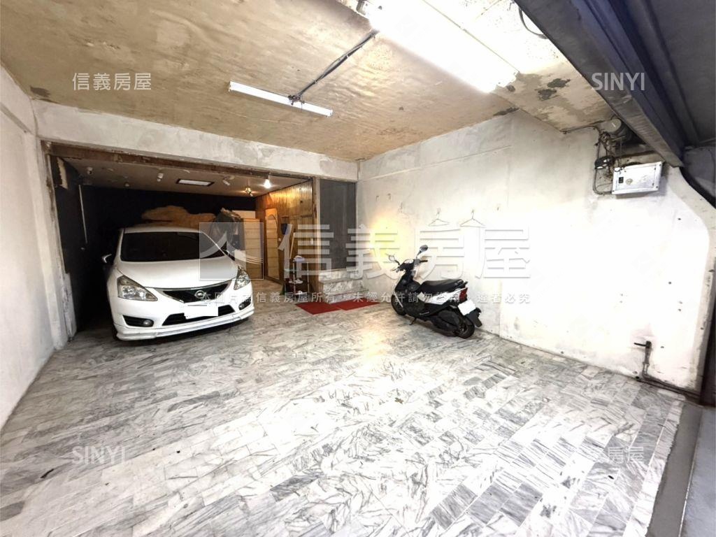 新湖國小旁雙車位透天房屋室內格局與周邊環境