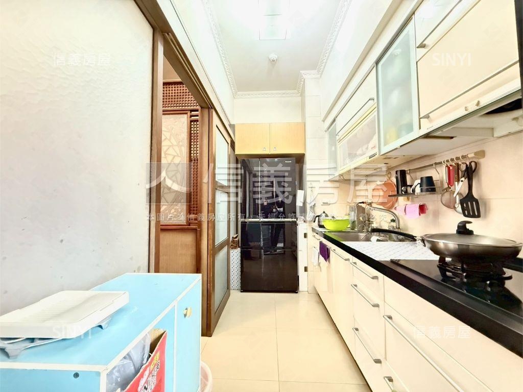 義享巨蛋｜稀有大三房車位房屋室內格局與周邊環境