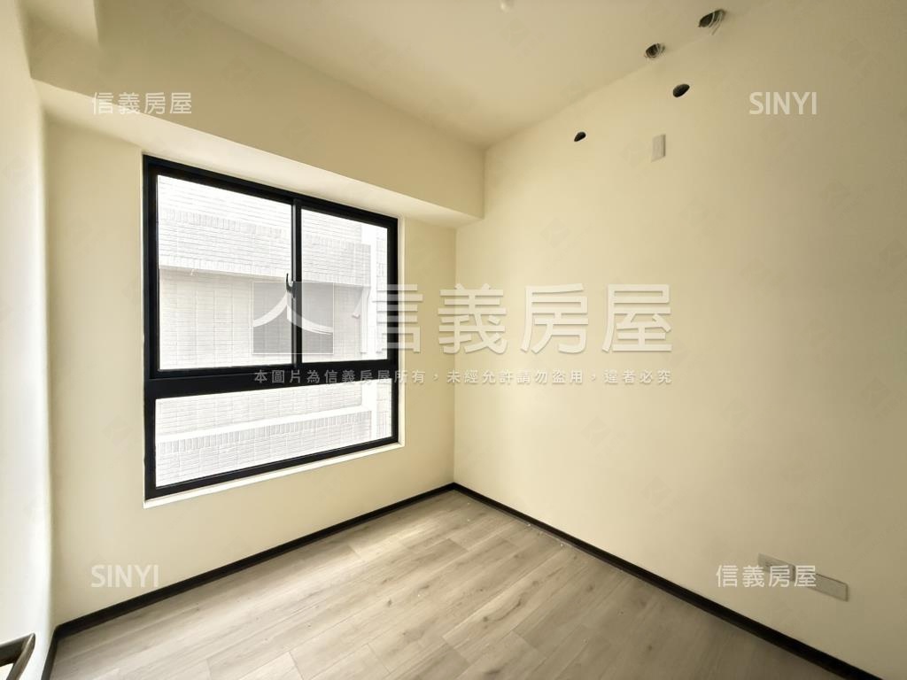 陽光四季三房雙平車房屋室內格局與周邊環境