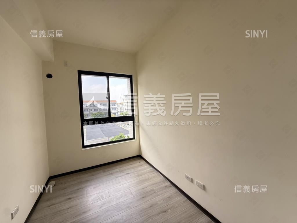 陽光四季三房雙平車房屋室內格局與周邊環境