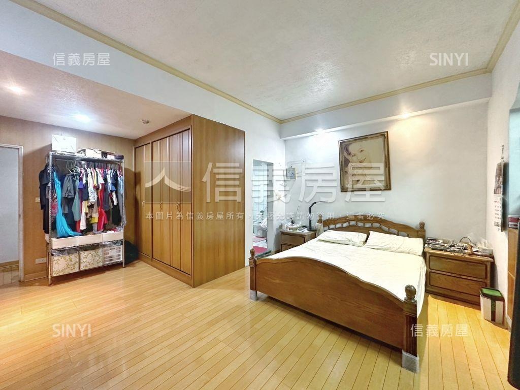 邁阿密‧社區大宅一樓房屋室內格局與周邊環境