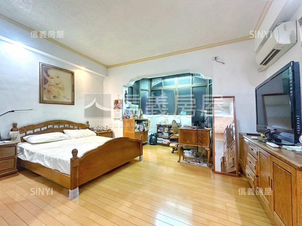 邁阿密‧社區大宅一樓房屋室內格局與周邊環境