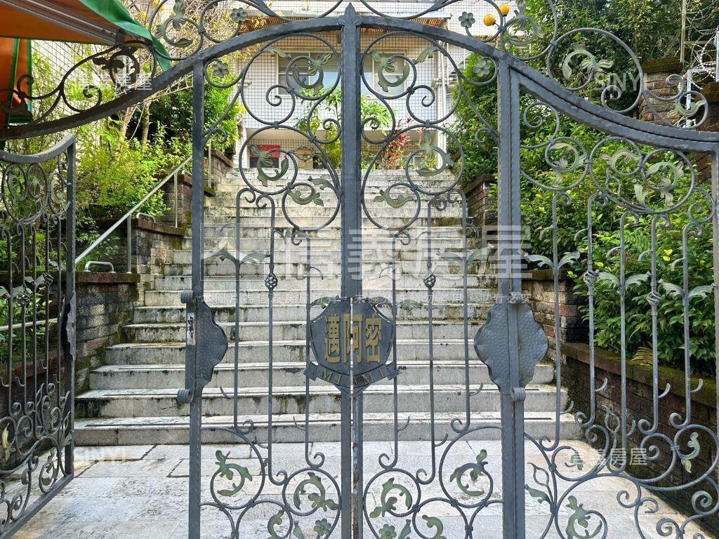 邁阿密‧社區大宅一樓房屋室內格局與周邊環境