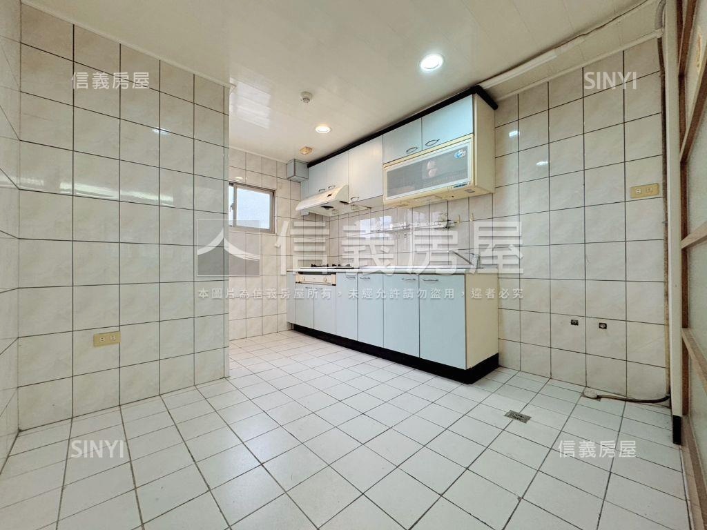 三民。面學校電梯美三房房屋室內格局與周邊環境