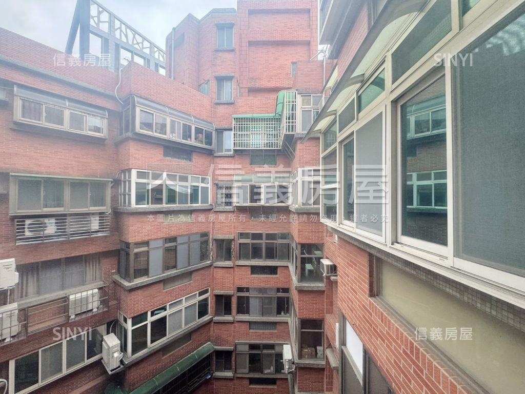 三民。面學校電梯美三房房屋室內格局與周邊環境