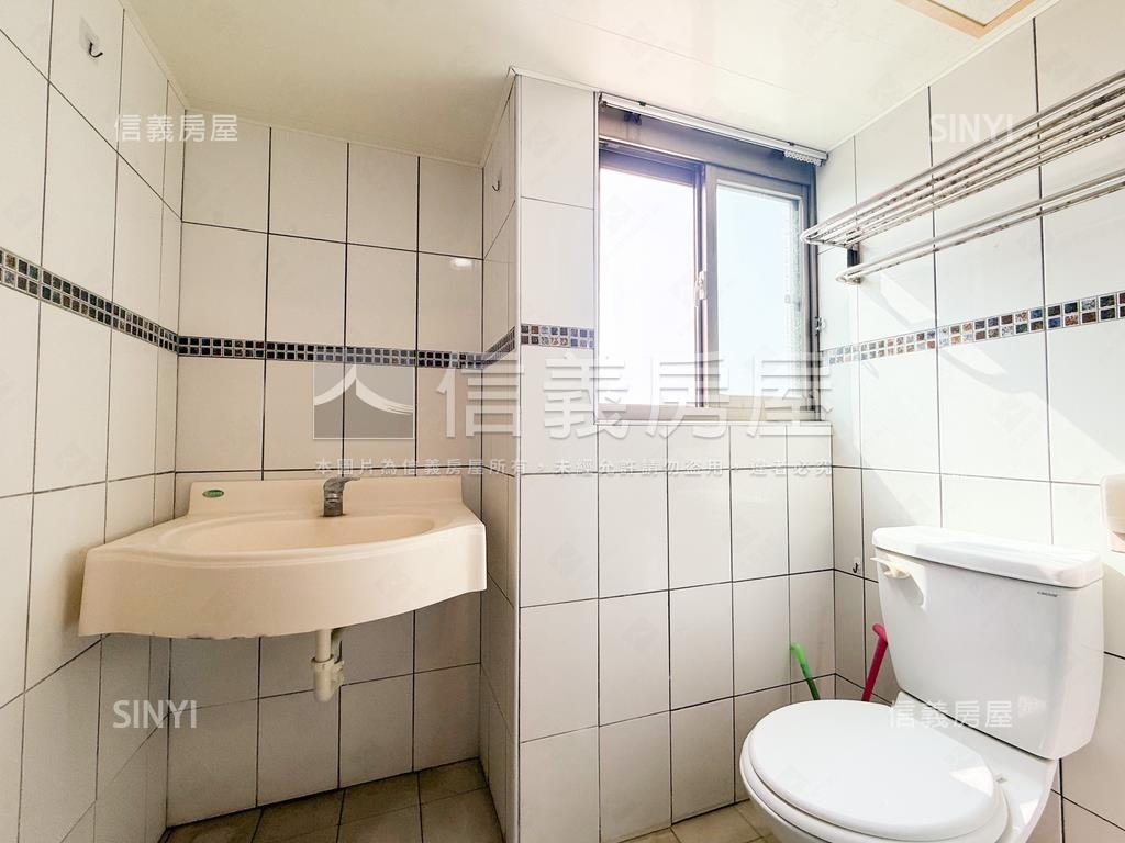 楠梓火車站菁英中的菁英房屋室內格局與周邊環境