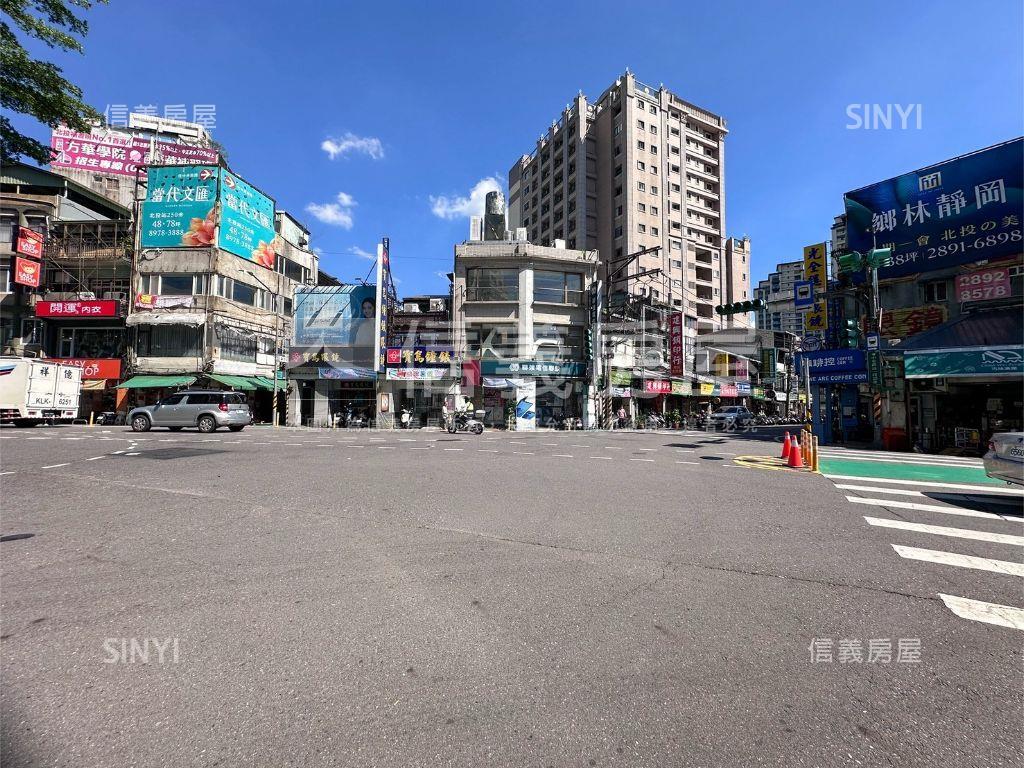 《沐晴》次高樓兩房大平車房屋室內格局與周邊環境