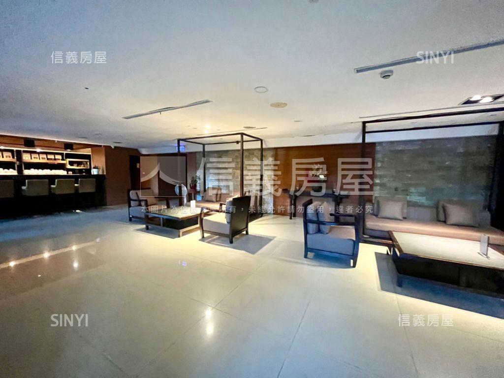 青安天泉河岸大套房帶車位房屋室內格局與周邊環境