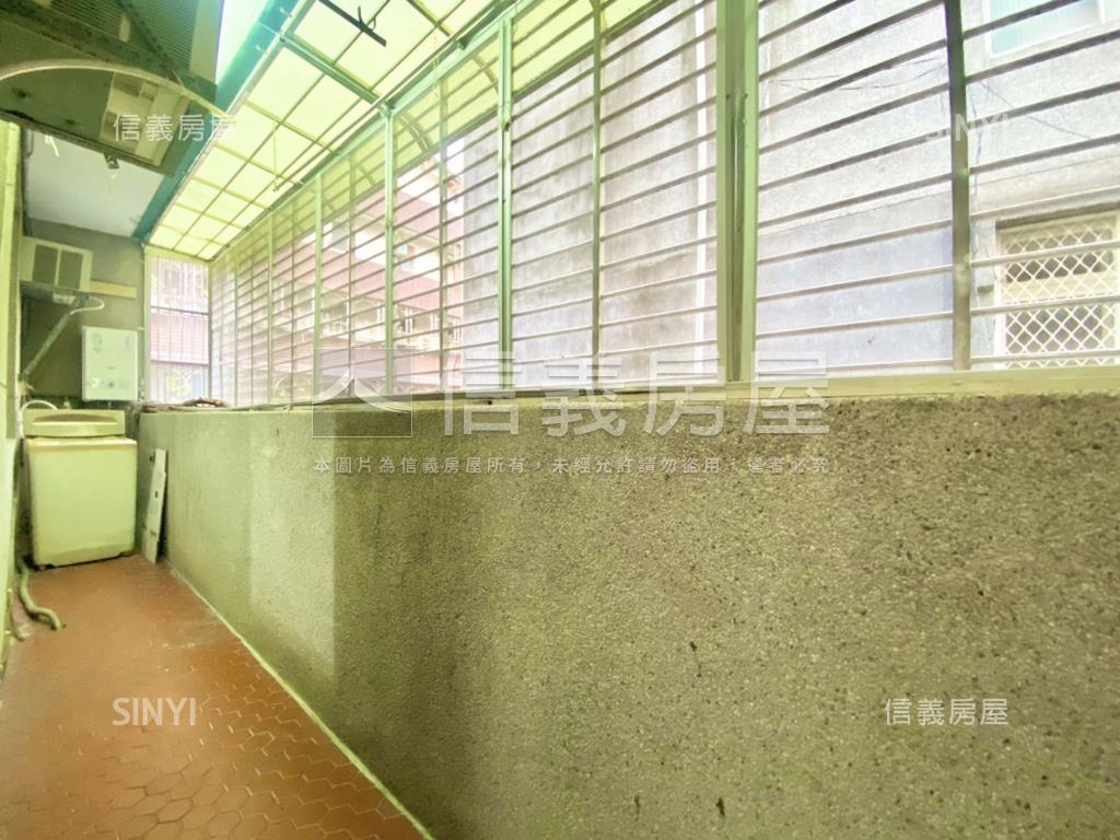 政大黃金三樓稀有釋出房屋室內格局與周邊環境