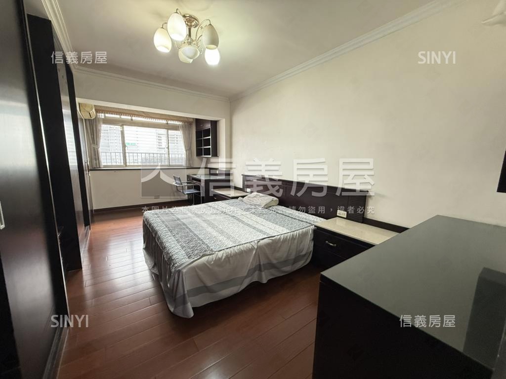 微風華廈高樓方正採光通風房屋室內格局與周邊環境