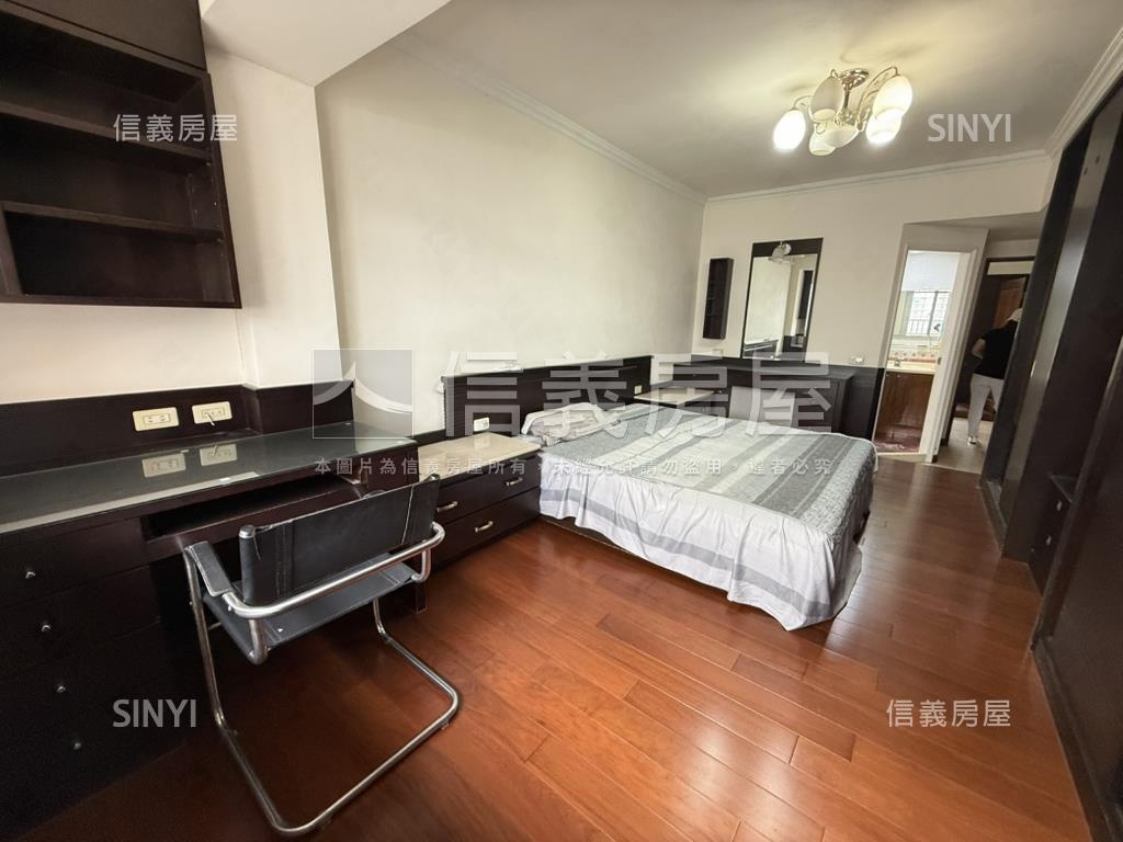微風華廈高樓方正採光通風房屋室內格局與周邊環境