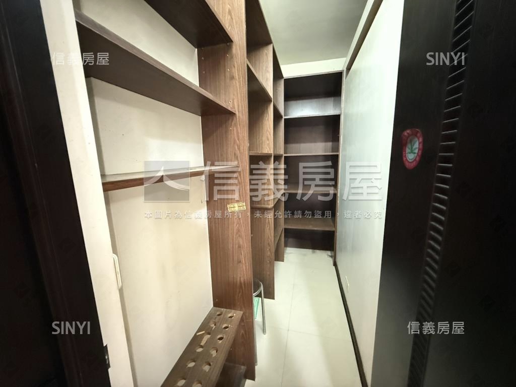 微風華廈高樓方正採光通風房屋室內格局與周邊環境