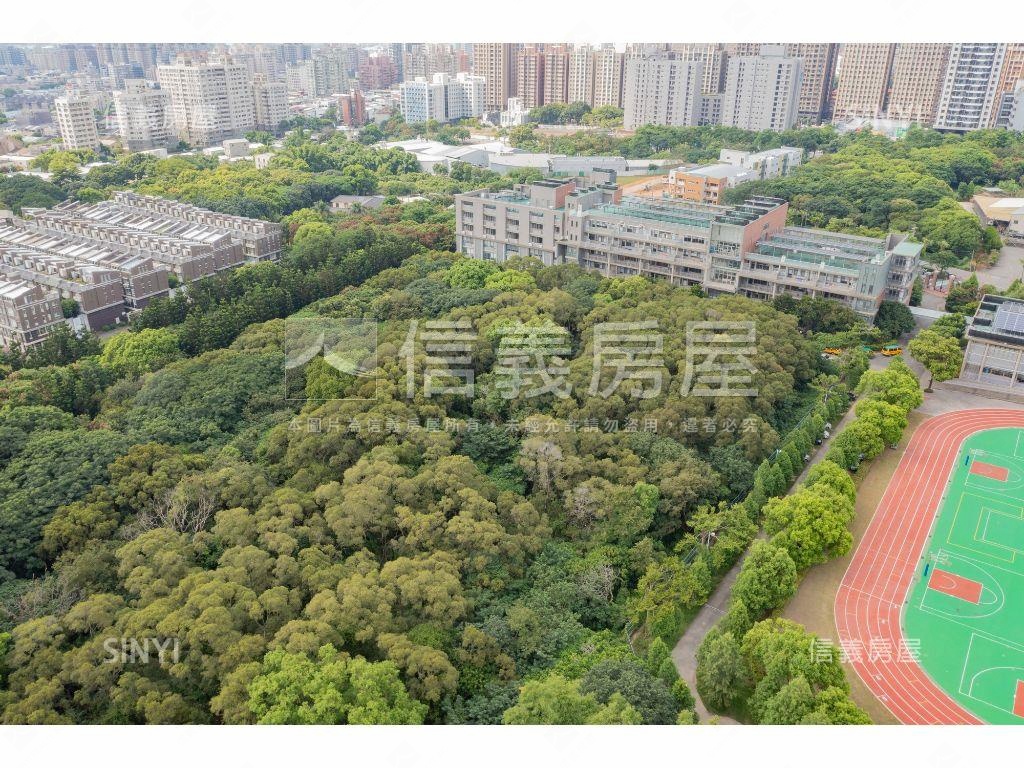 麗喆旁都計內農地房屋室內格局與周邊環境
