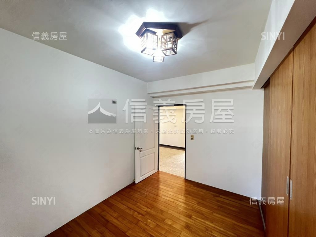 大業國中學區電梯四房房屋室內格局與周邊環境