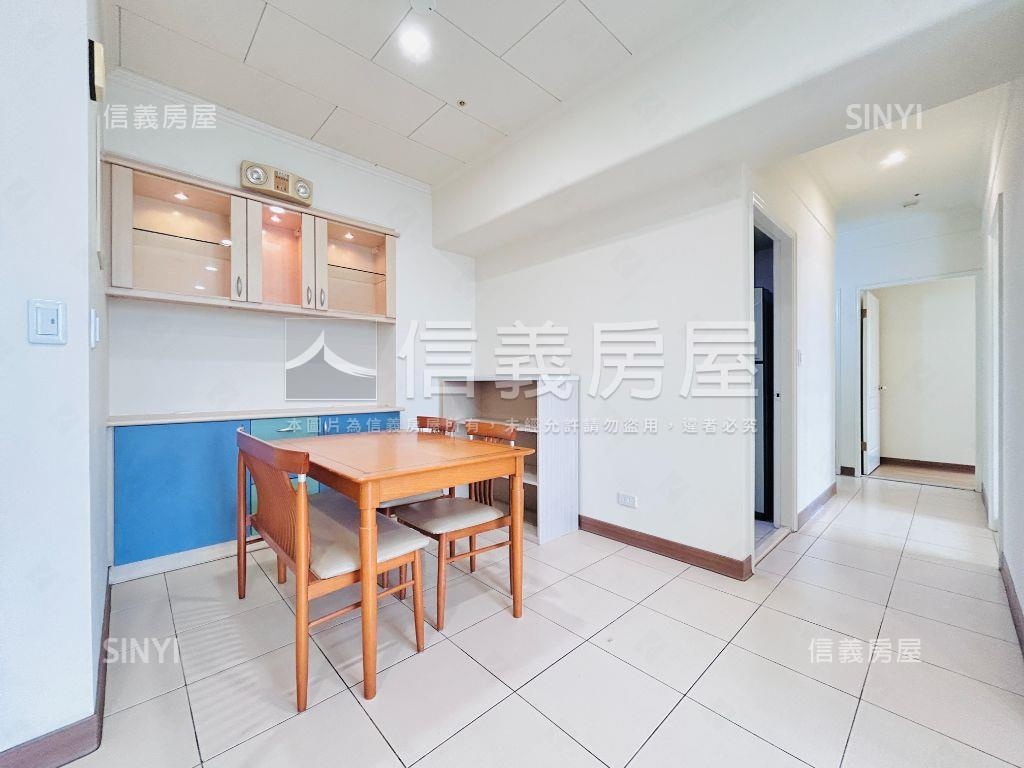 宏國真愛高樓三房車位房屋室內格局與周邊環境