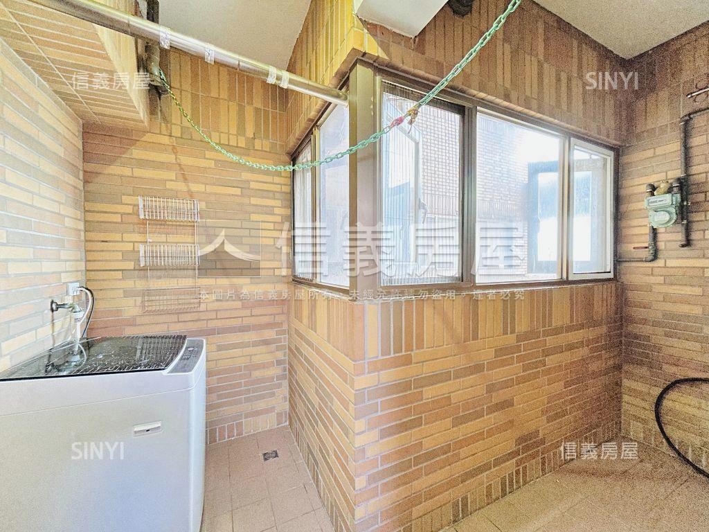 宏國真愛高樓三房車位房屋室內格局與周邊環境