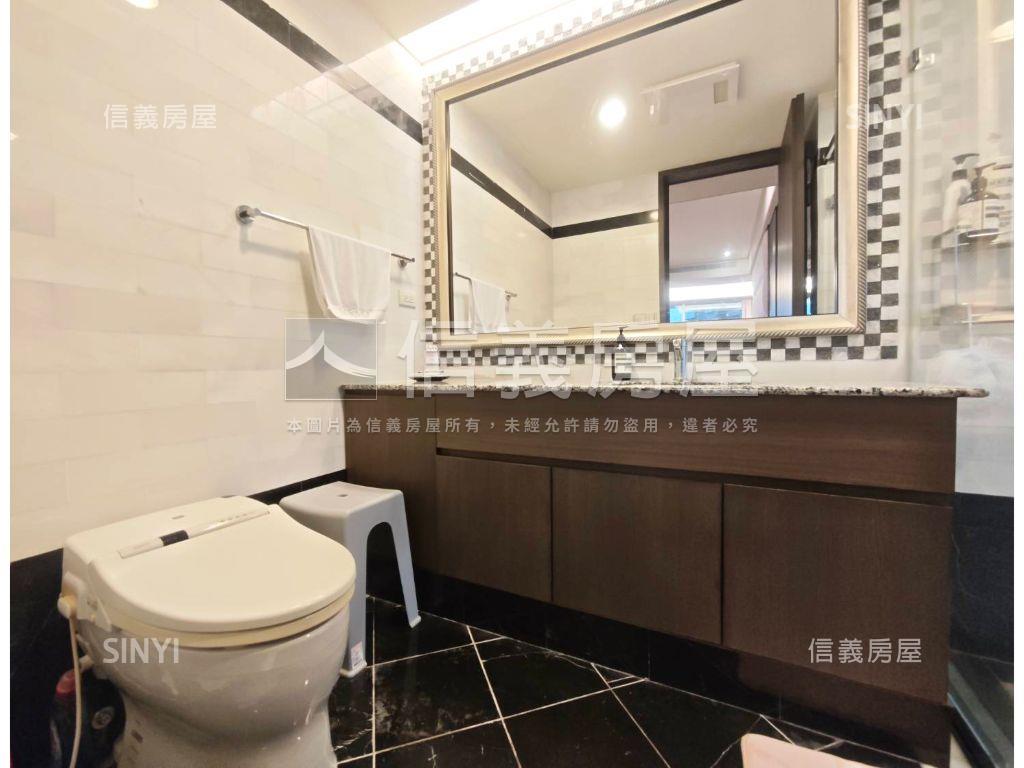 台北灣觀海河景豪邸房屋室內格局與周邊環境