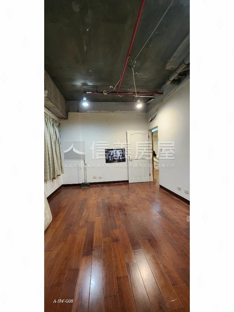 湖適三房平面車位房屋室內格局與周邊環境