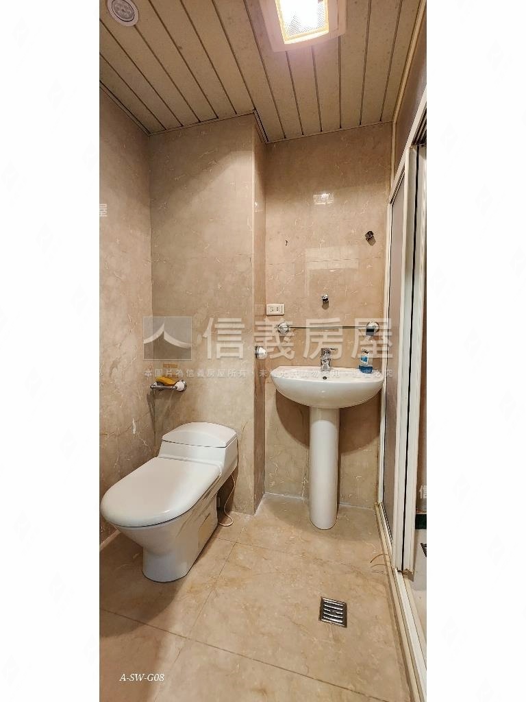 湖適三房平面車位房屋室內格局與周邊環境