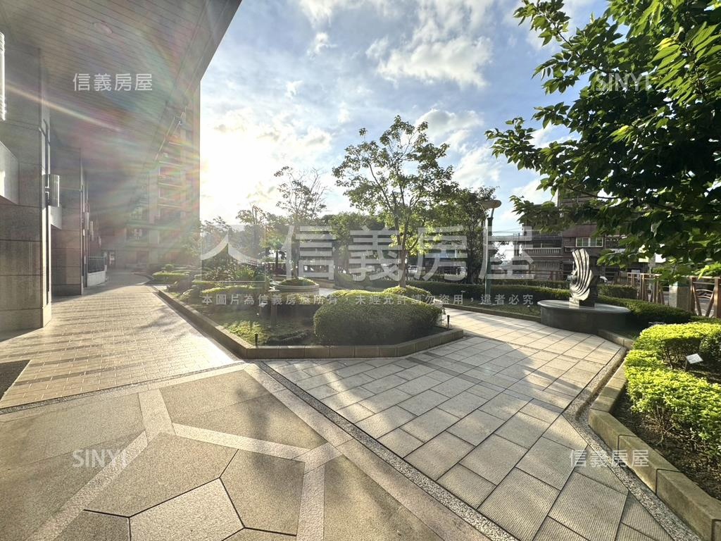 稀有源美學邊間露臺大三房房屋室內格局與周邊環境